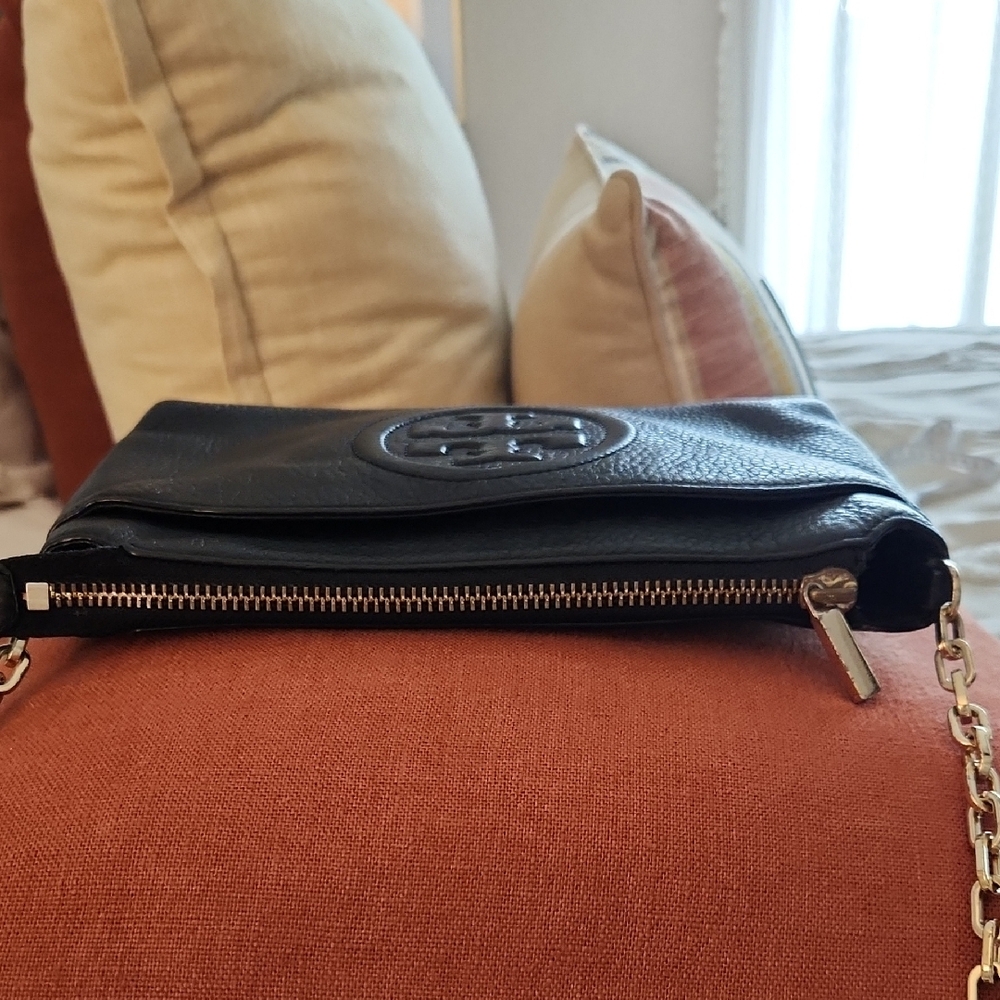 Tory Burch Bombe Leather Crossbody - Picture 3 of 11